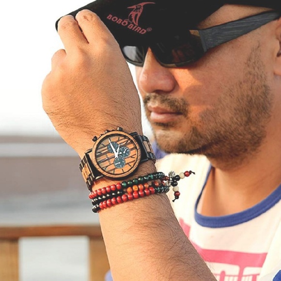 Wooden Men's Stainless Steel Wristwatch - Picture 3 of 5